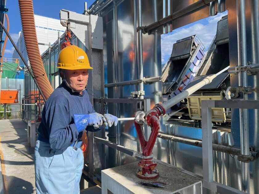 株式会社KSJの制服6