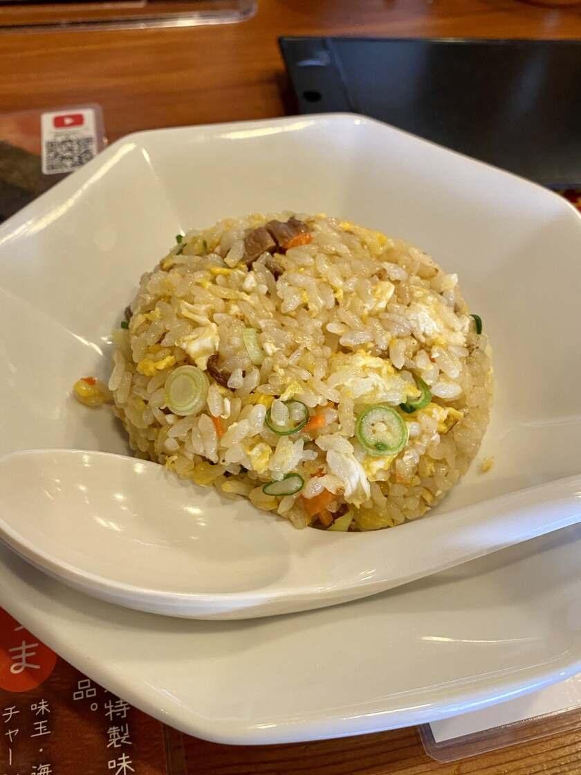 とりの助 八木店の制服5