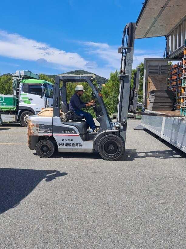 小林運輸倉庫株式会社 久山営業所の制服1