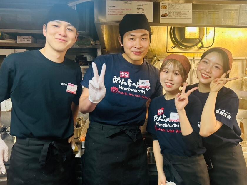 めんちゃんこ亭 天神店の制服7