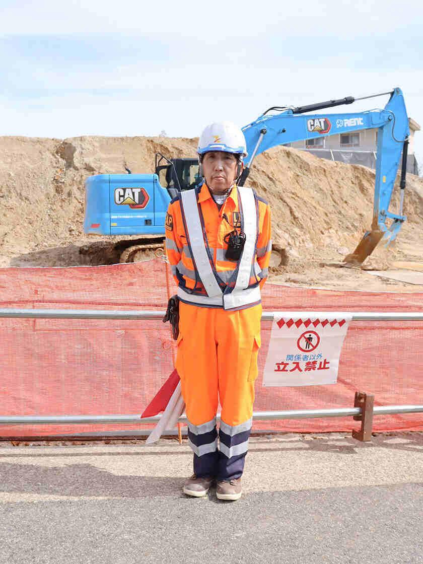 株式会社LEAP 応募受付の制服3