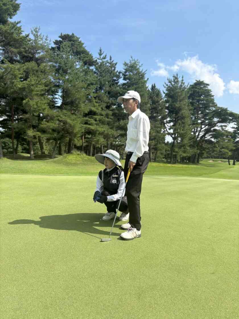 鳴尾ゴルフ倶楽部の制服4