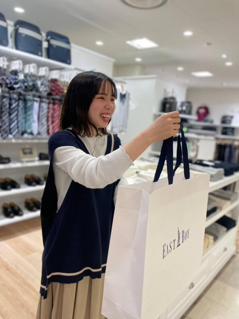 イーストボーイ 原宿ソラド竹下通り店の制服4