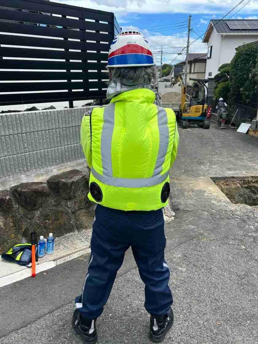 アースリライアンス株式会社の制服5