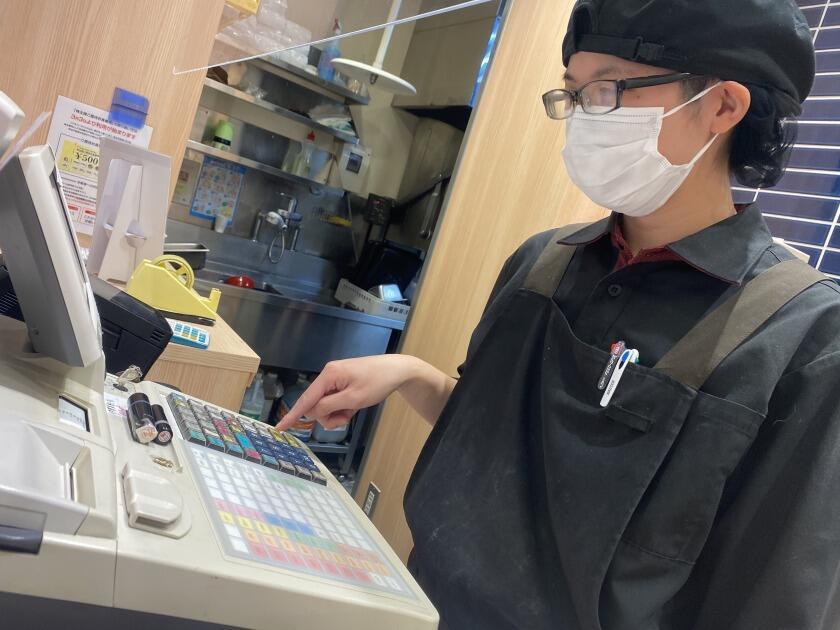 麺乃庄 ザ・どん ゆめタウン広島店の制服2