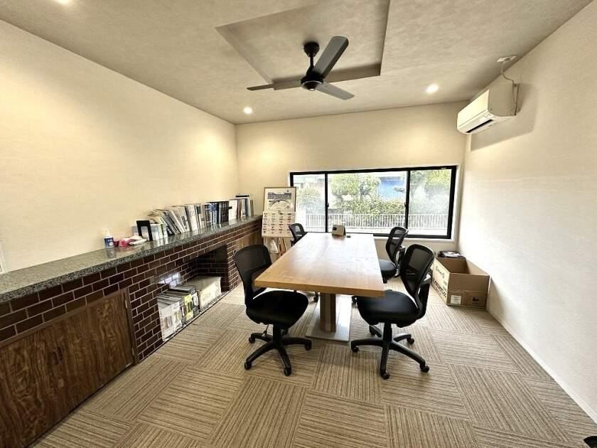 株式会社アクティヴの制服5