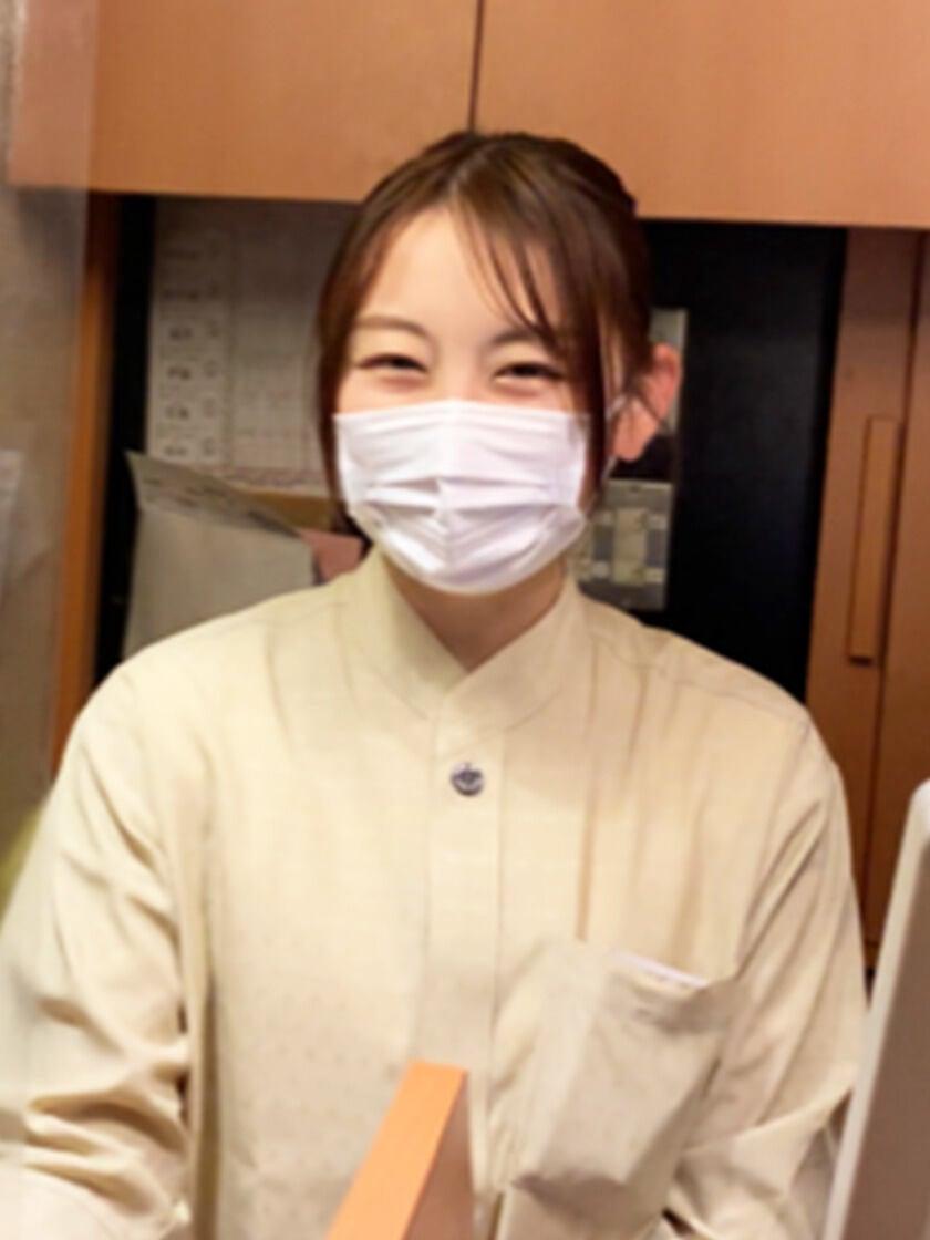 築地食堂源ちゃん 晴海トリトン店の制服1