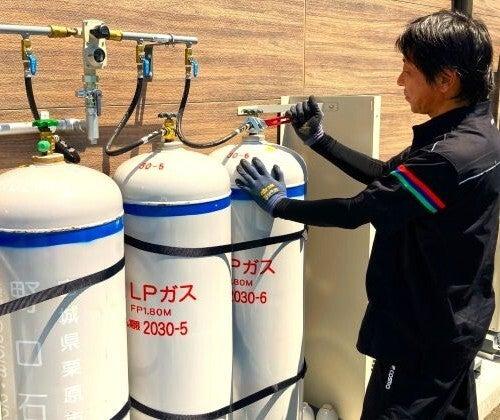 転勤ナシ◆安定収入&社割で燃料代節約!資格取得全額補助!(軽作業・物流、栗原市)のイメージ画像