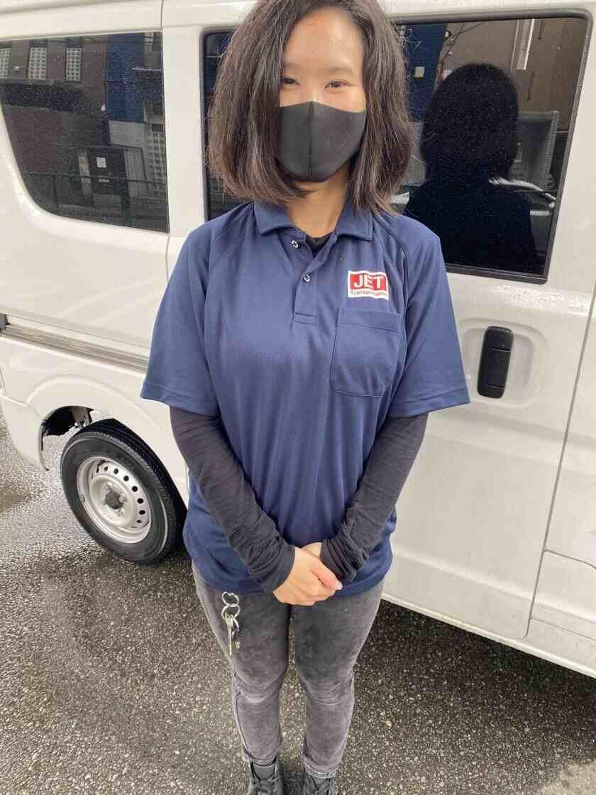 株式会社 JETの制服4