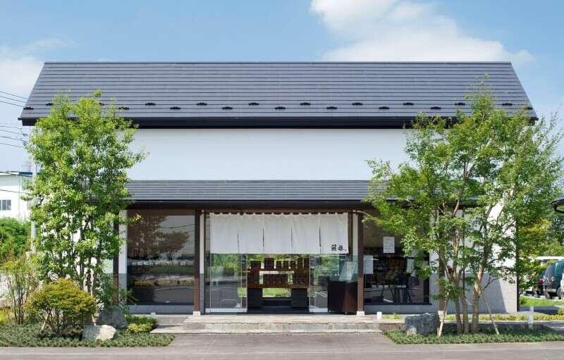 おせんべいやさん本舗煎遊 深谷本店 の仕事画像1