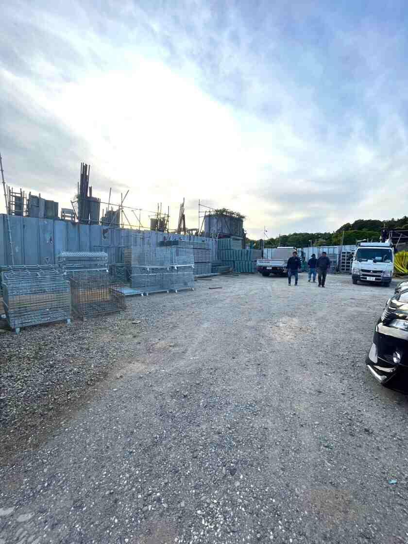 株式会社ワンライズ 採用担当の制服2