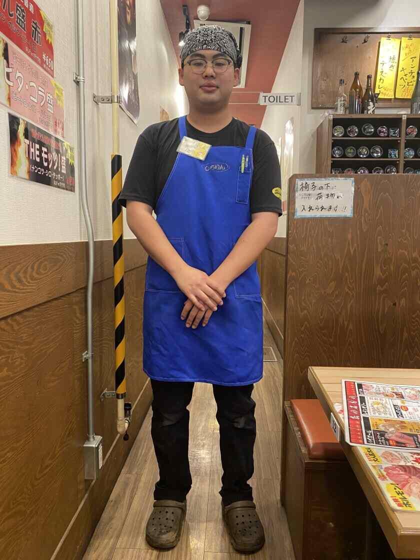 しちりん八千代緑が丘北口駅前店の制服1