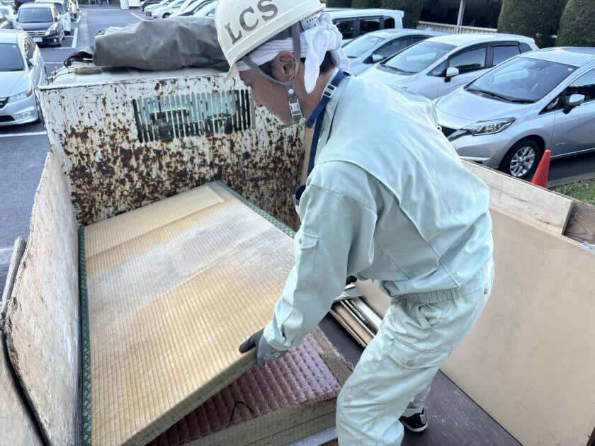 株式会社 LINE REFORM SUPPORTの制服3