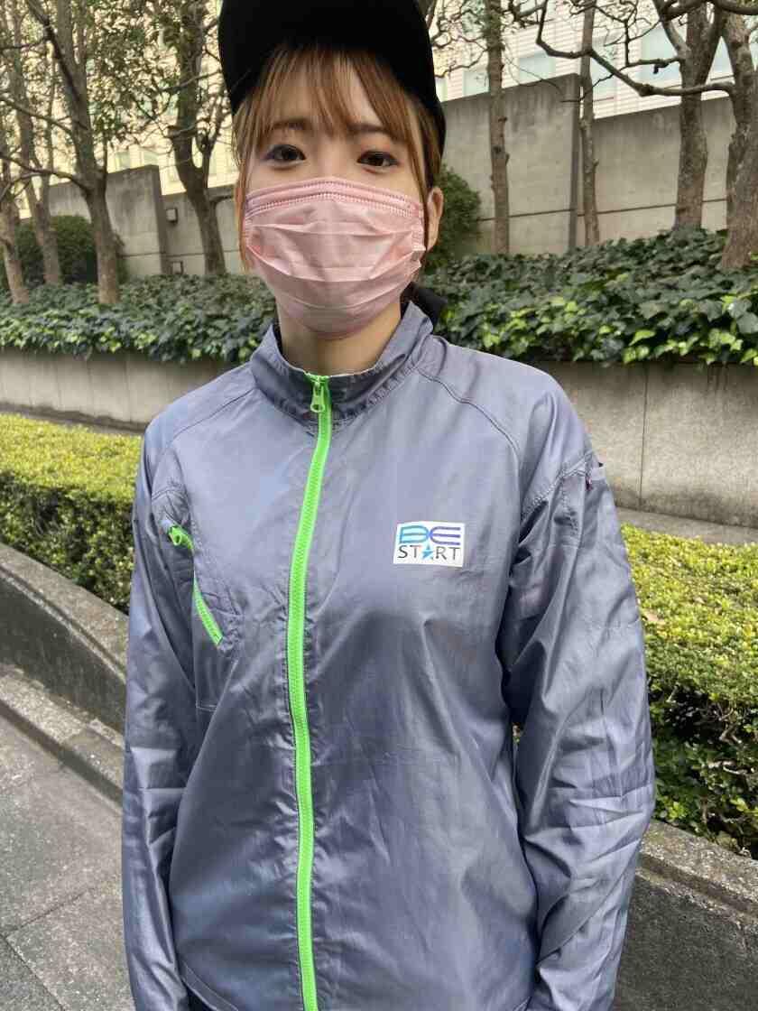 株式会社BE STARTの制服3