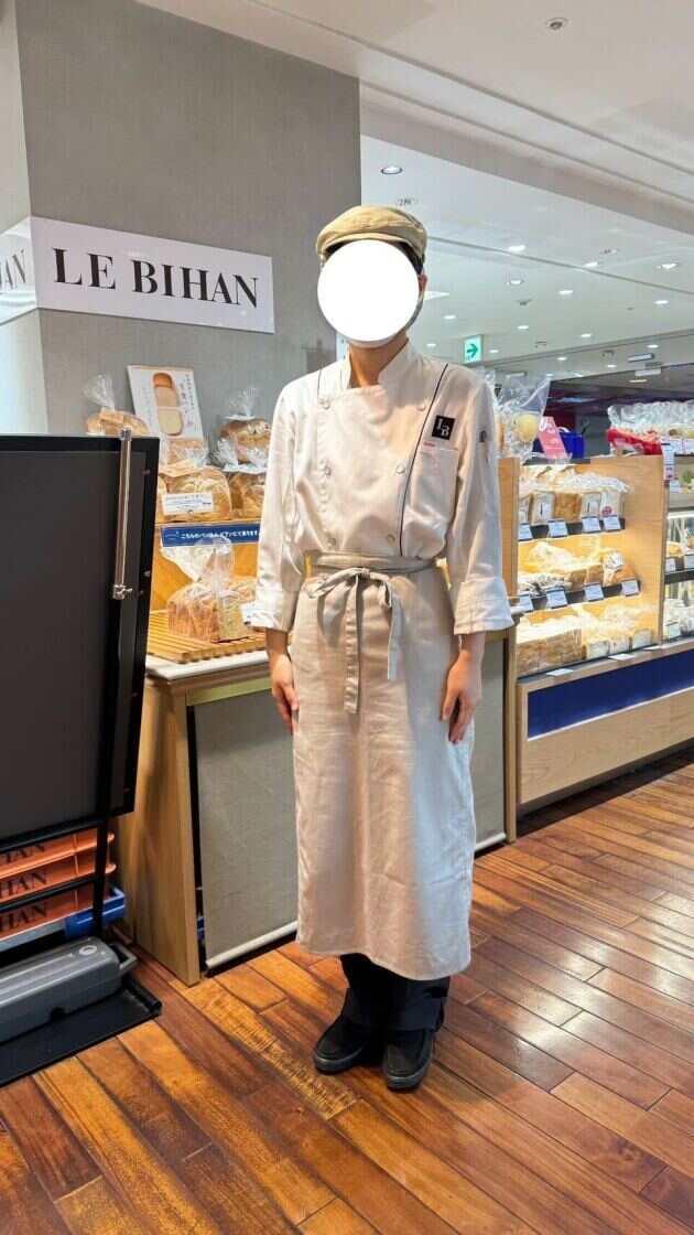 LE BIHAN(ル ビアン)池袋東武店の制服1