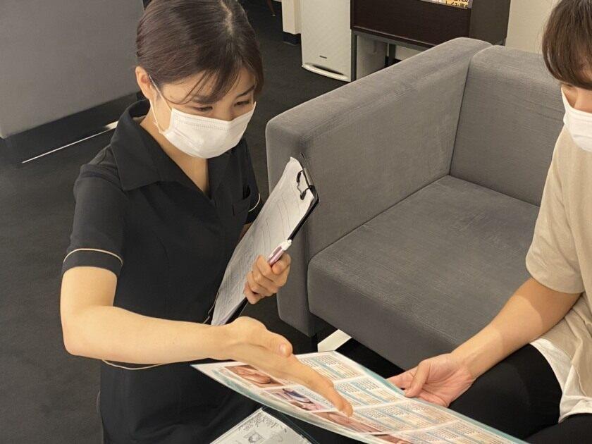 BLV 小山店の制服3