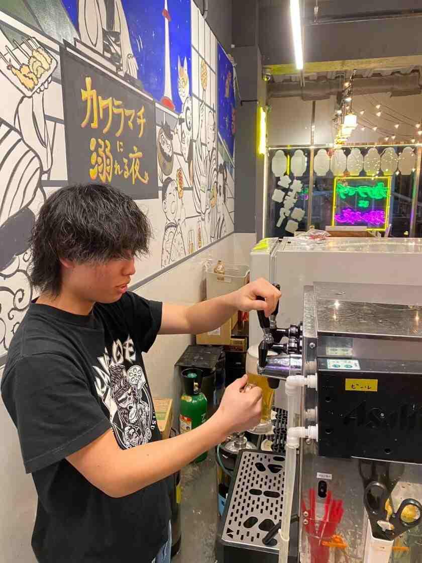 京串揚げとお酒 あいよっ! 西院駅店の制服9