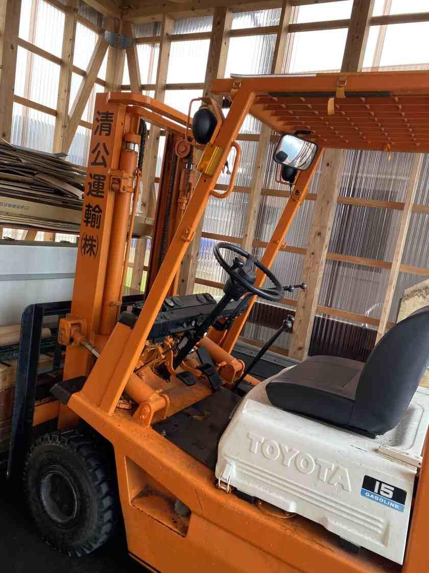 清公運輸株式会社の制服2