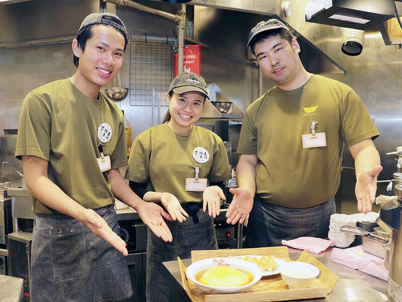大阪王将 イオンモール橿原店の制服4