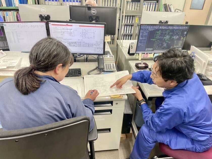 東リツ株式会社 筑波工場の制服2