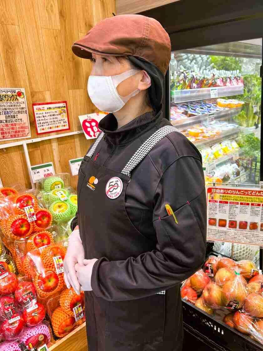生活協同組合おおさかパルコープ 忍ヶ丘店の制服2