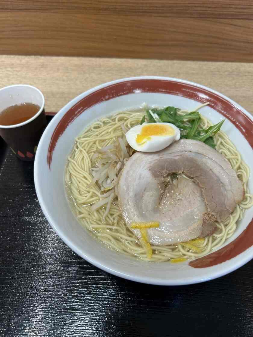 たるみ食堂(垂水PA下り線)の制服2