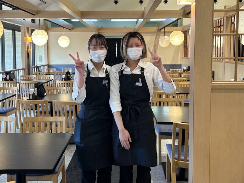 淡路ハイウェイオアシス みけ家(和食レストラン)の仕事画像3