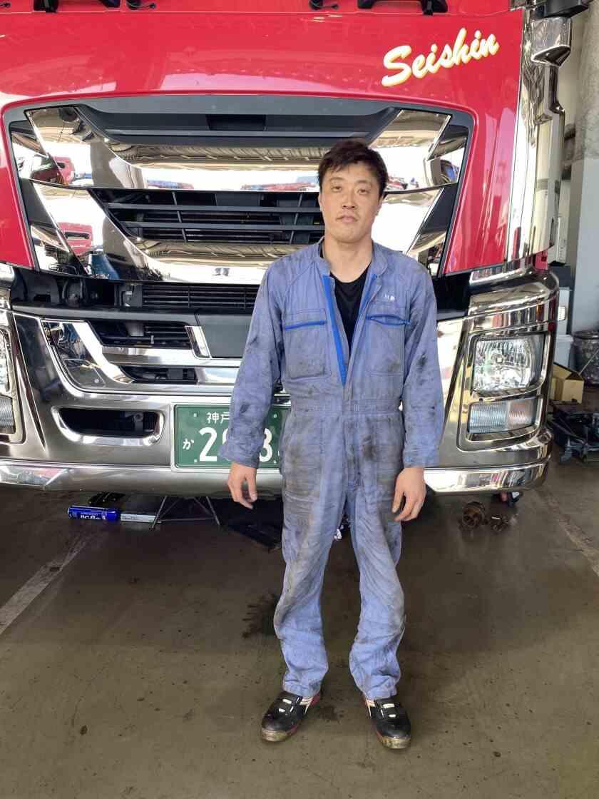 株式会社SK LOGIの制服2