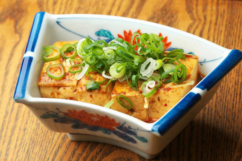 錦市場 肉のひろ重の制服4