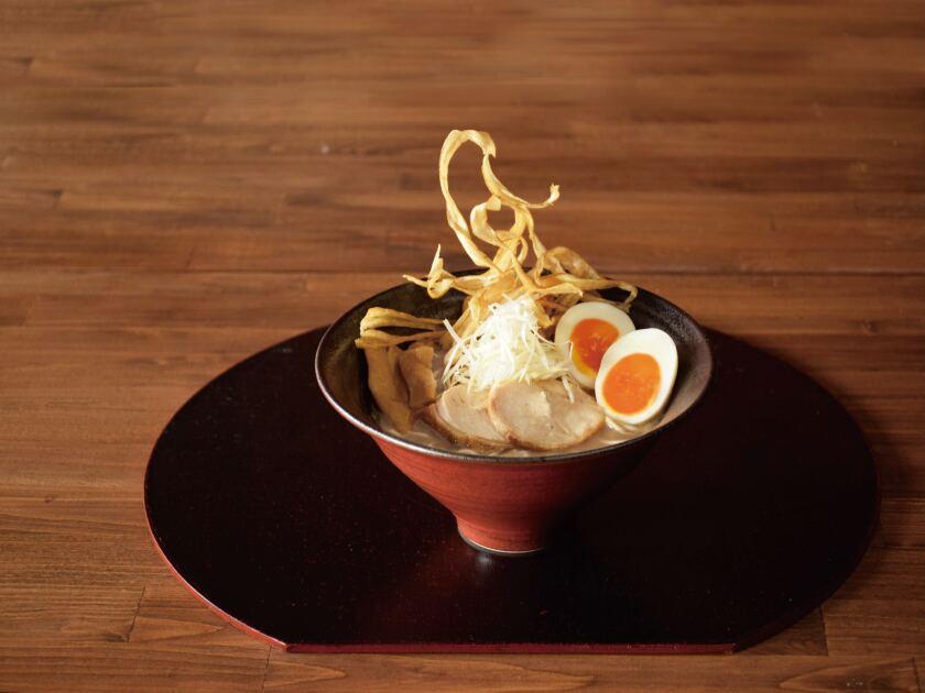 麺処むらじの制服1