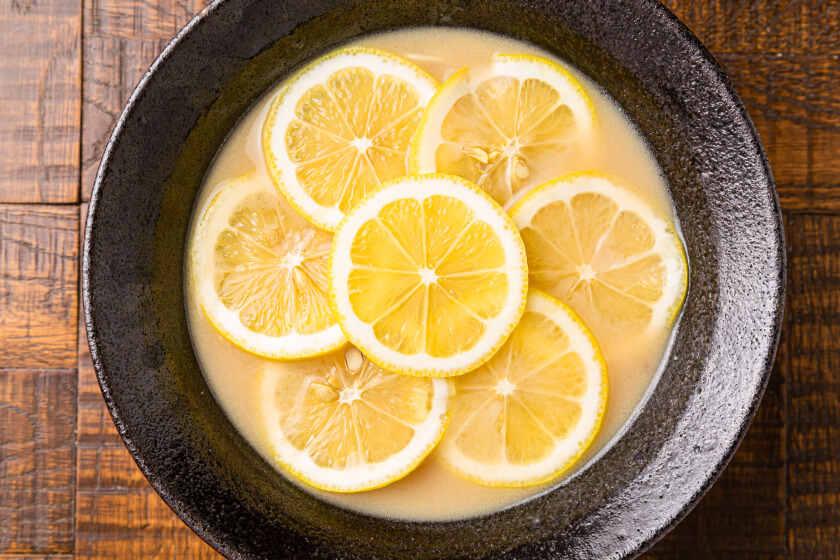 麺処むらじの制服6