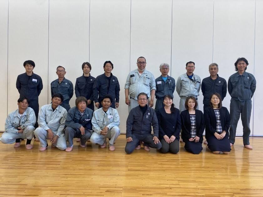 日之出産業株式会社の制服1