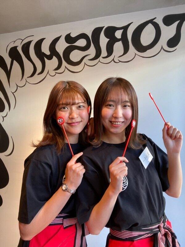 炭火酒場 鶏眞の制服3