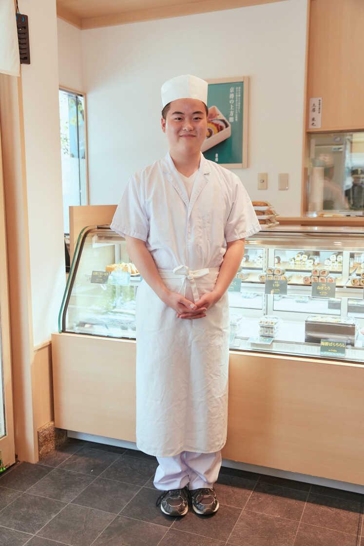 京樽 セレオ甲府の制服2