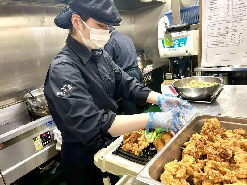 業務スーパー 大正けいさつ前店 馳走菜の仕事画像2