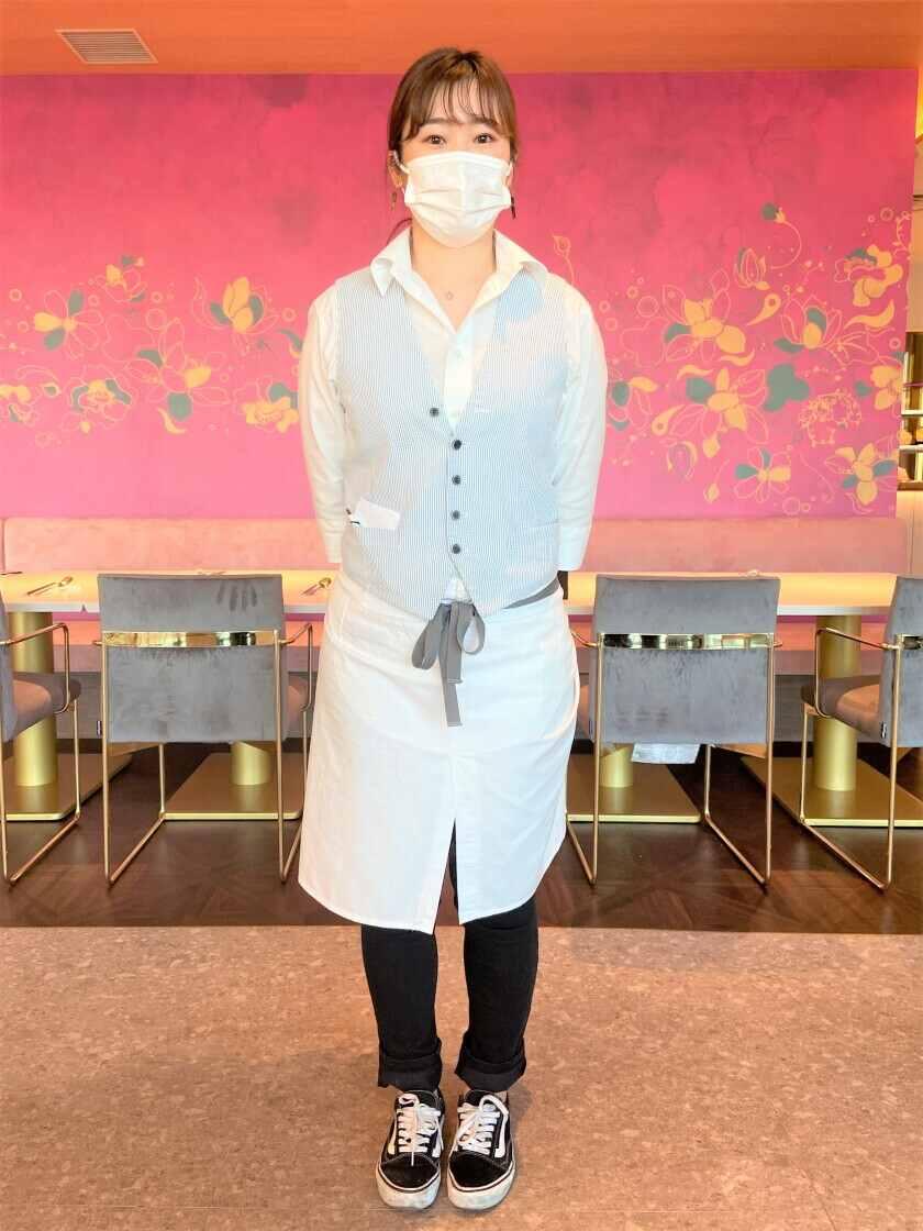 シンガポール・シーフード・リパブリック 東京の制服2