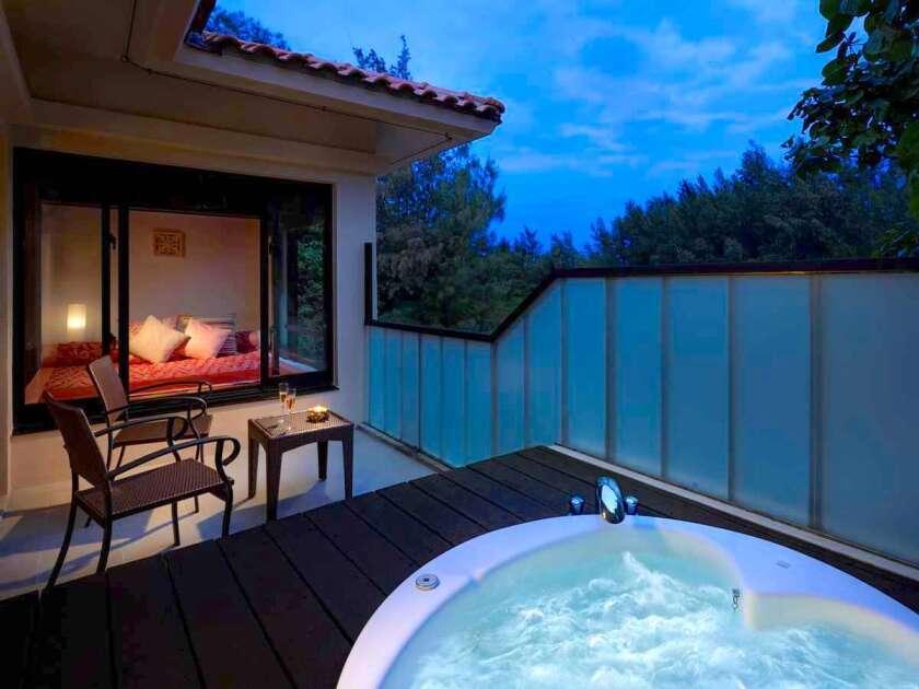 寮費無料・交通費支給!のんび~り沖縄生活。の制服4