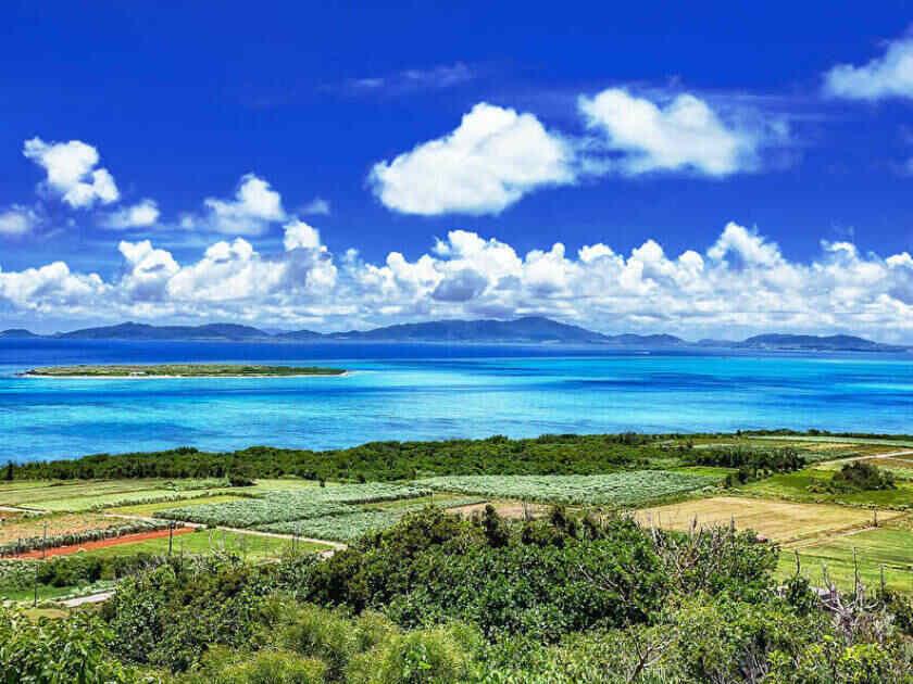 寮費無料・交通費支給!のんび~り沖縄生活。の制服1