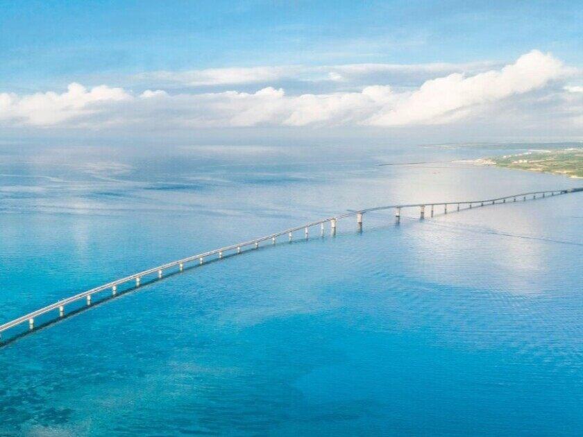 寒い季節を避けて沖縄へ!心と体をリフレッシュの制服1