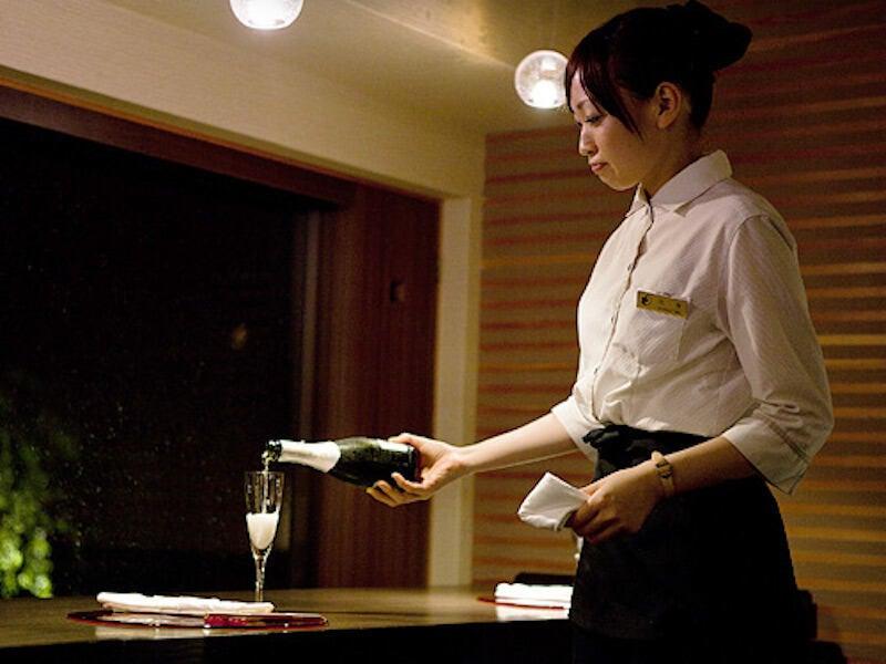 株式会社スタッフエージェント 名古屋営業所【003】の制服1