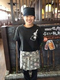 銀の卵 名張店の制服1