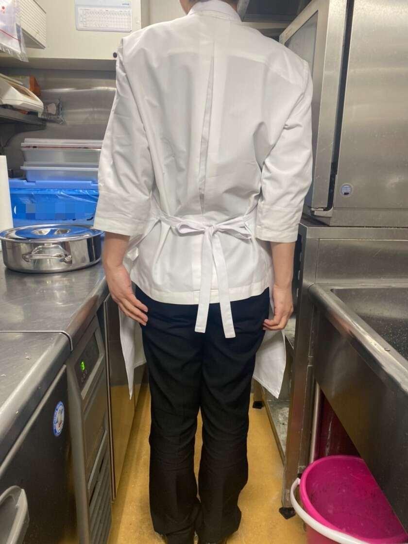 つの田 神戸阪急百貨店の制服3