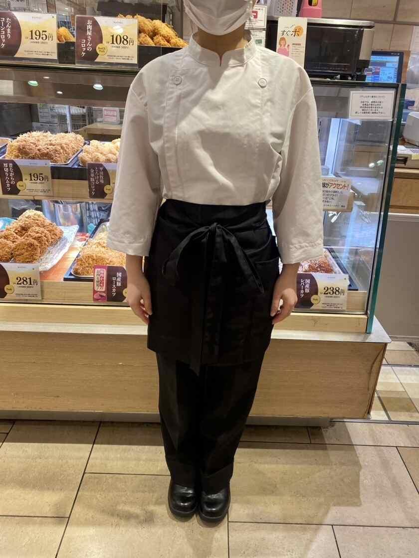 肉処 かつヰ 大井阪急精肉店の制服1