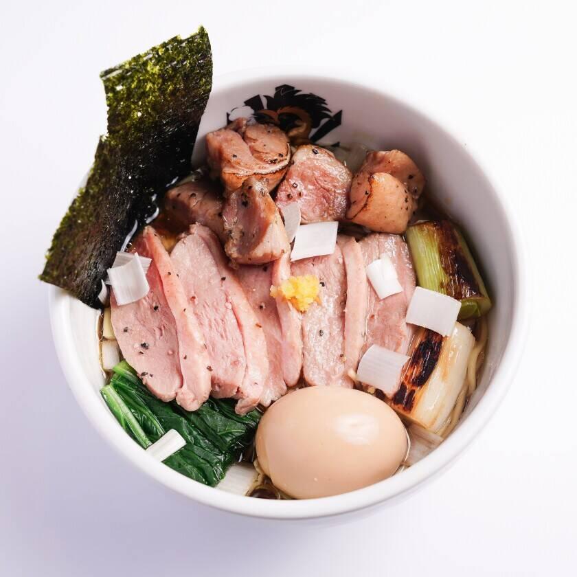 秋葉原拉麺劇場の制服4