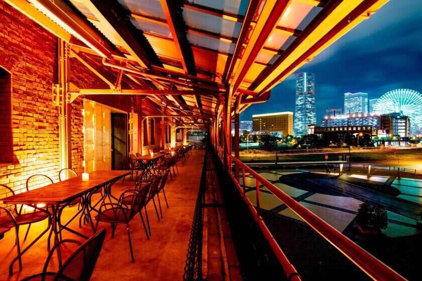 ショーグンバーガー秋葉原店の制服7