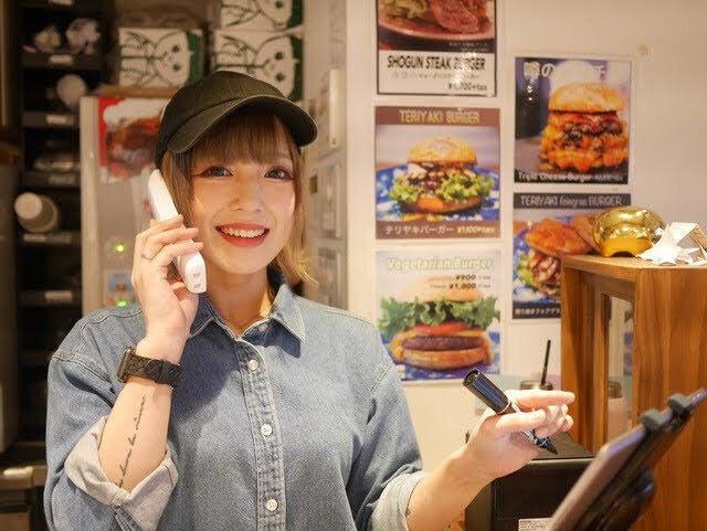 ショーグンバーガー秋葉原店の制服6