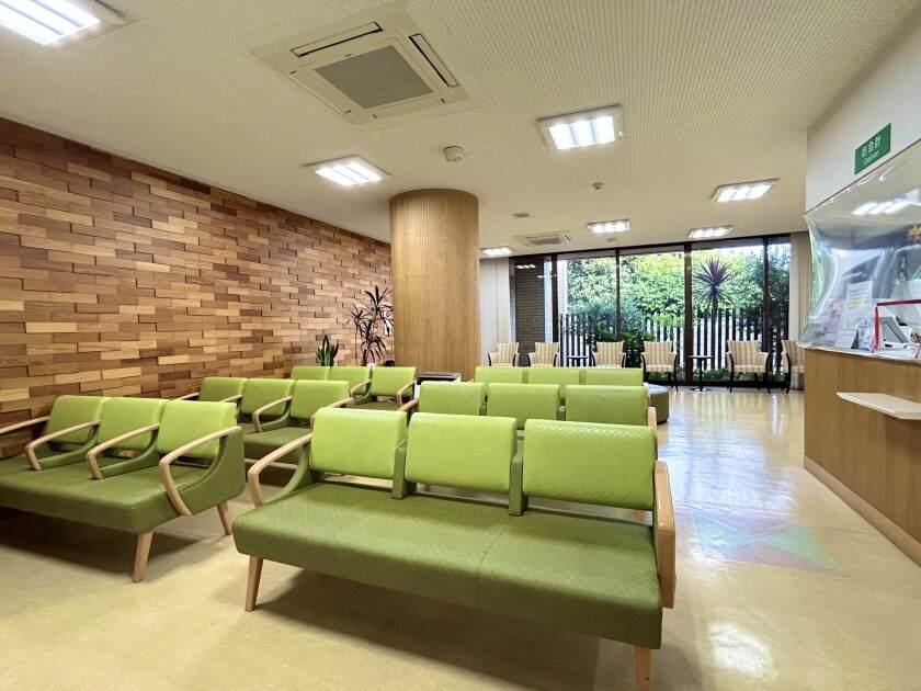 柴原医院の制服3