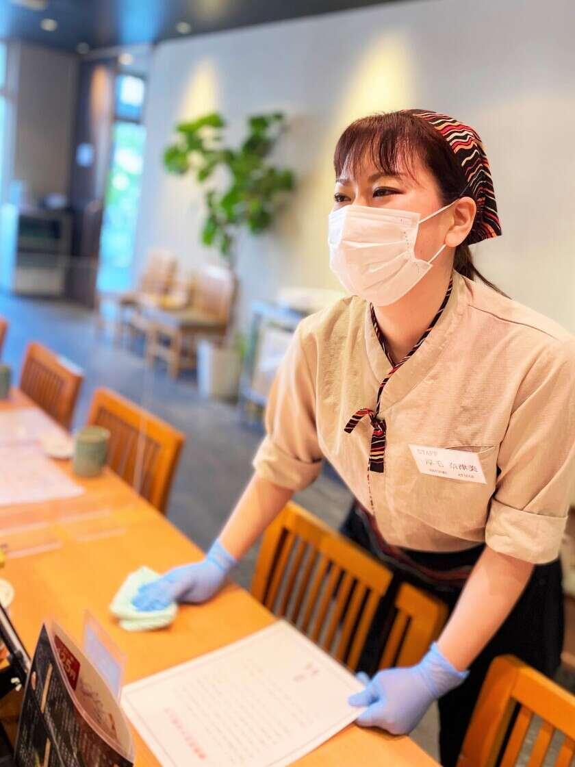 京寿司 大畠店の制服1