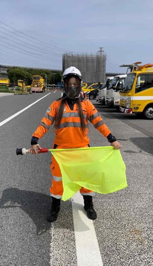 株式会社プラスエーの制服1