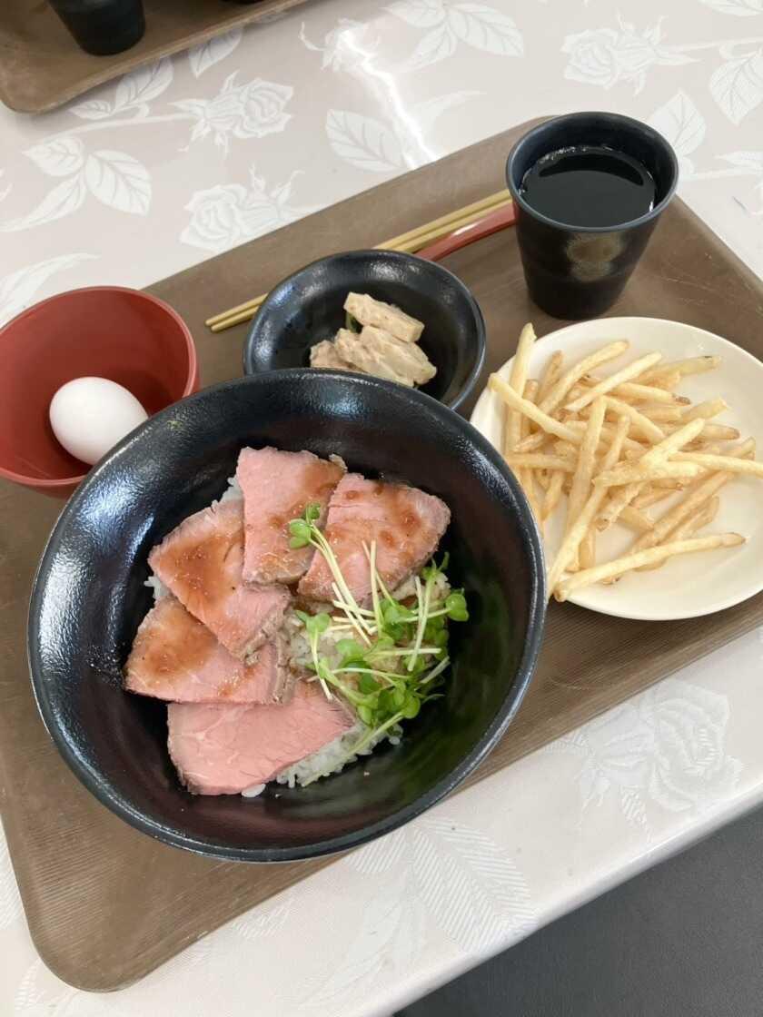 ダイナガ株式会社の制服5